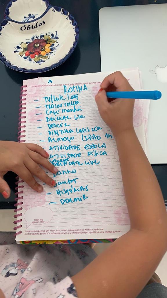 No período de isolamento, estabeleça uma rotina diária