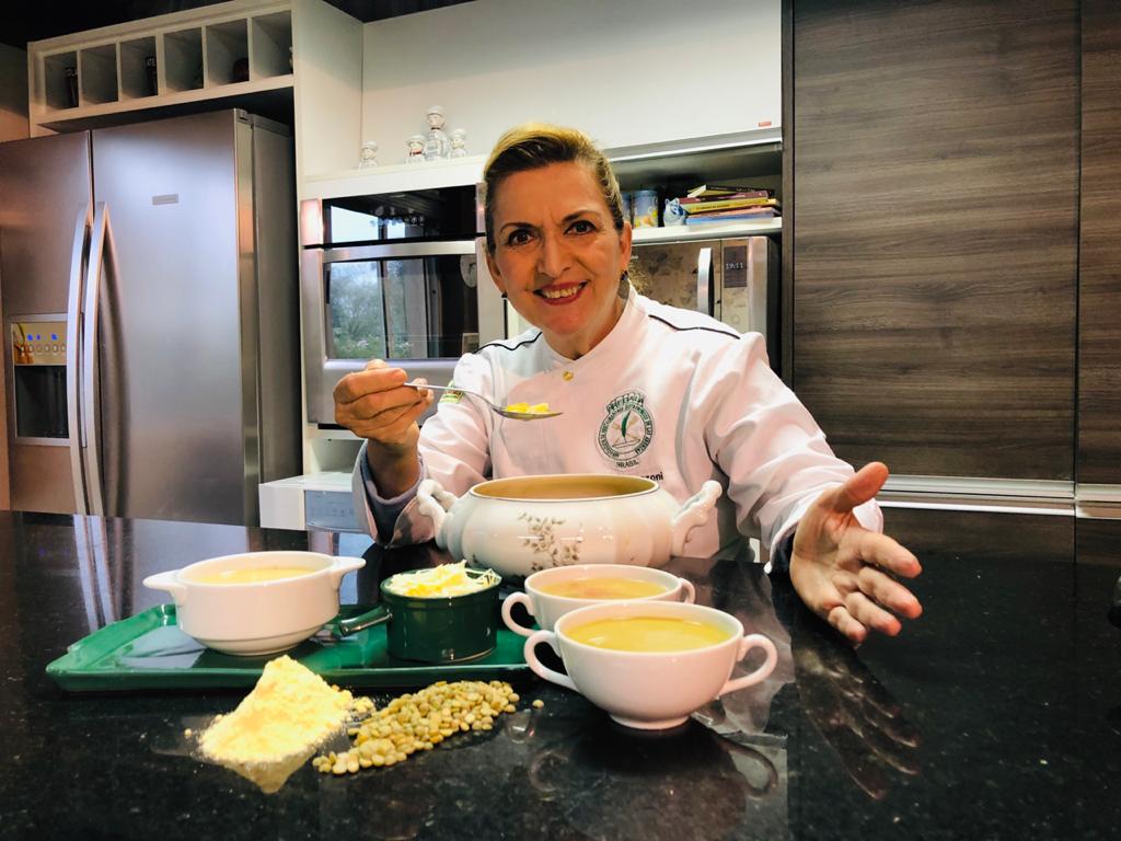 7f4c0d_8f02bfbd132c4f10b6d1c7c40b80a7ffmv2